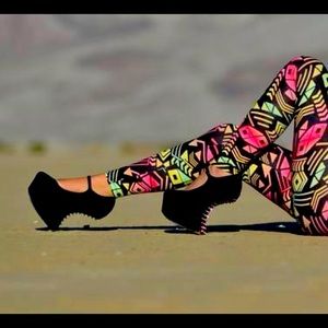 Platform heeless heels, size 8.5us, Core Collection